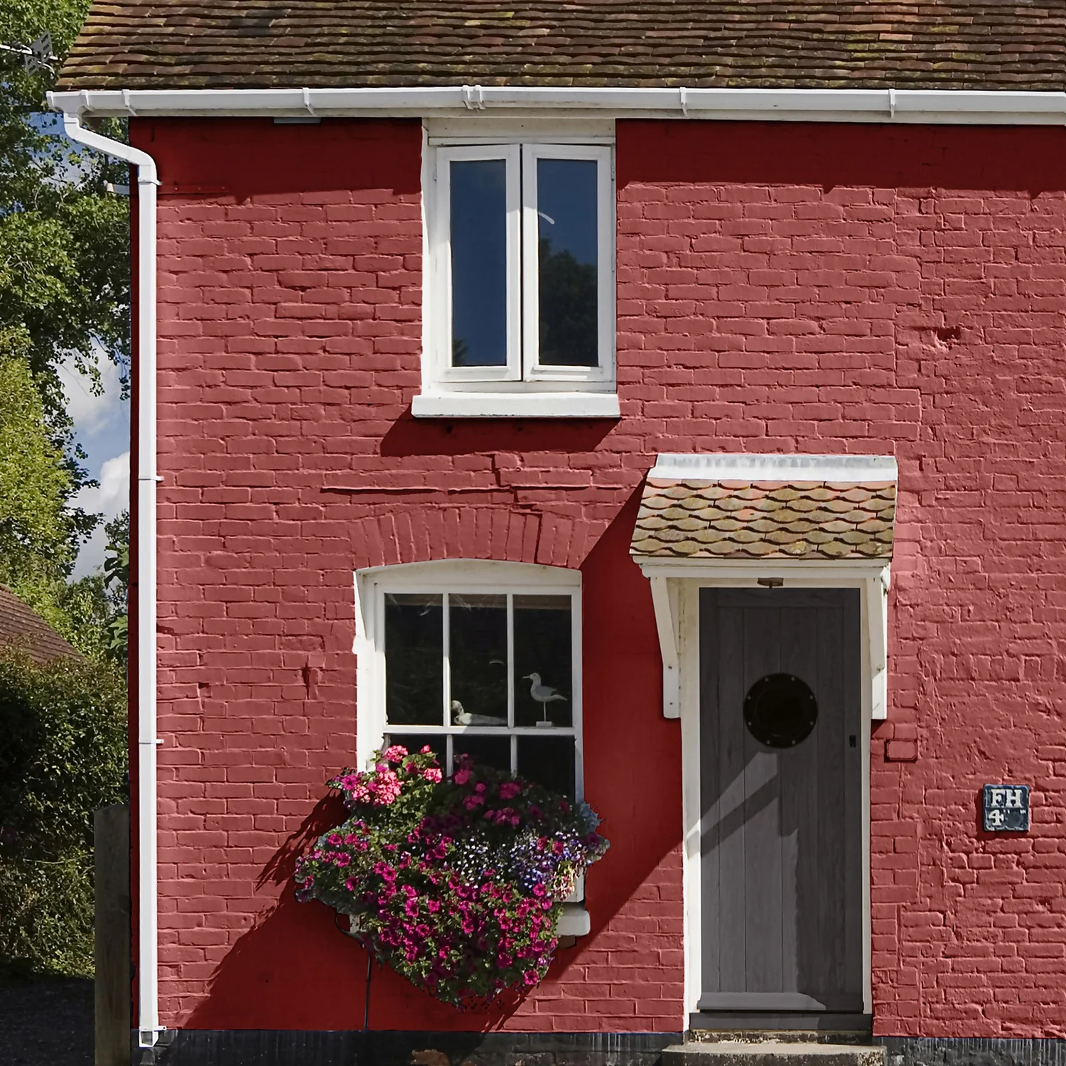 Sandtex Ultra Smooth Masonry Paint - Hot Brick - 150ml