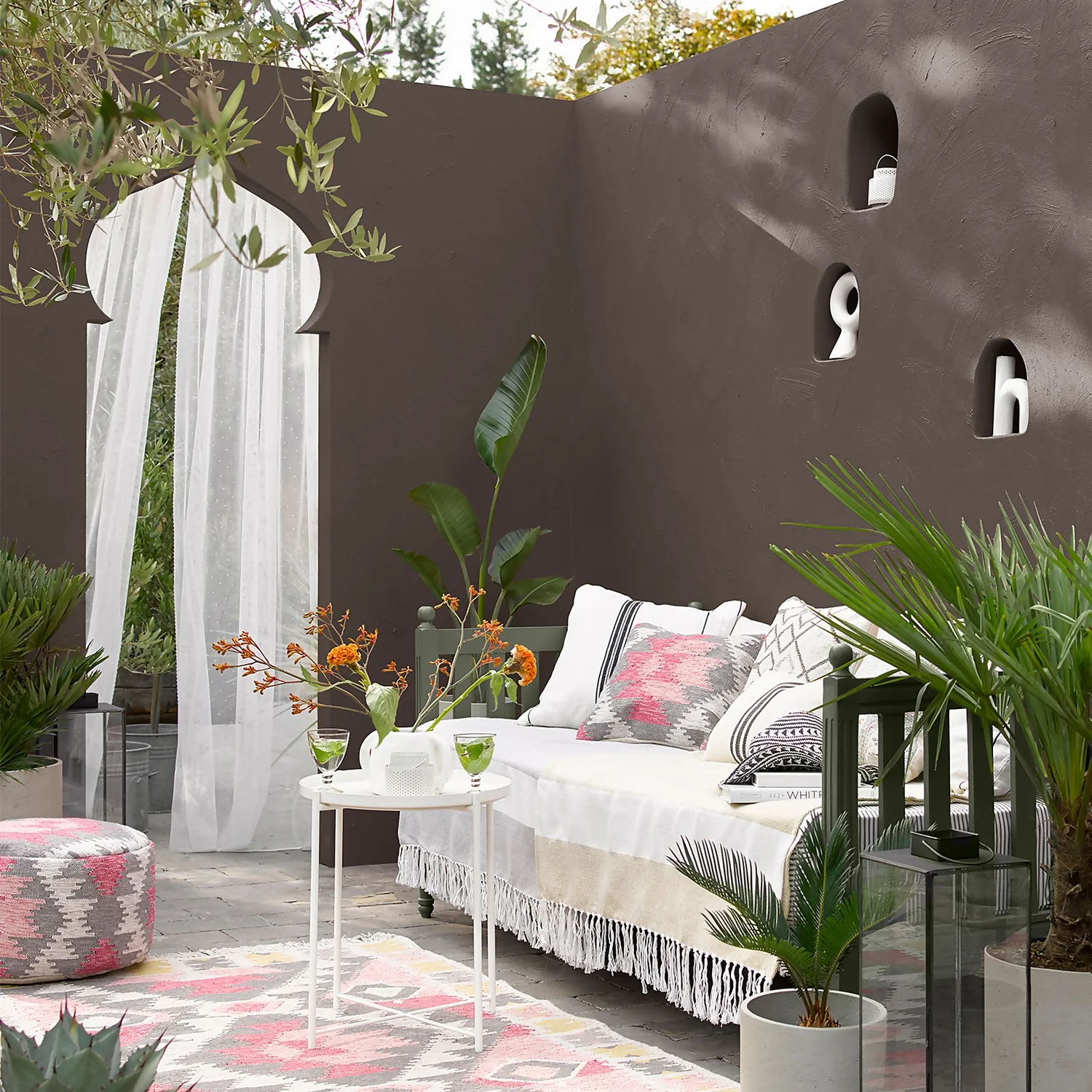 Sandtex® Ultra Smooth Masonry Paint Bitter Chocolate - 1L