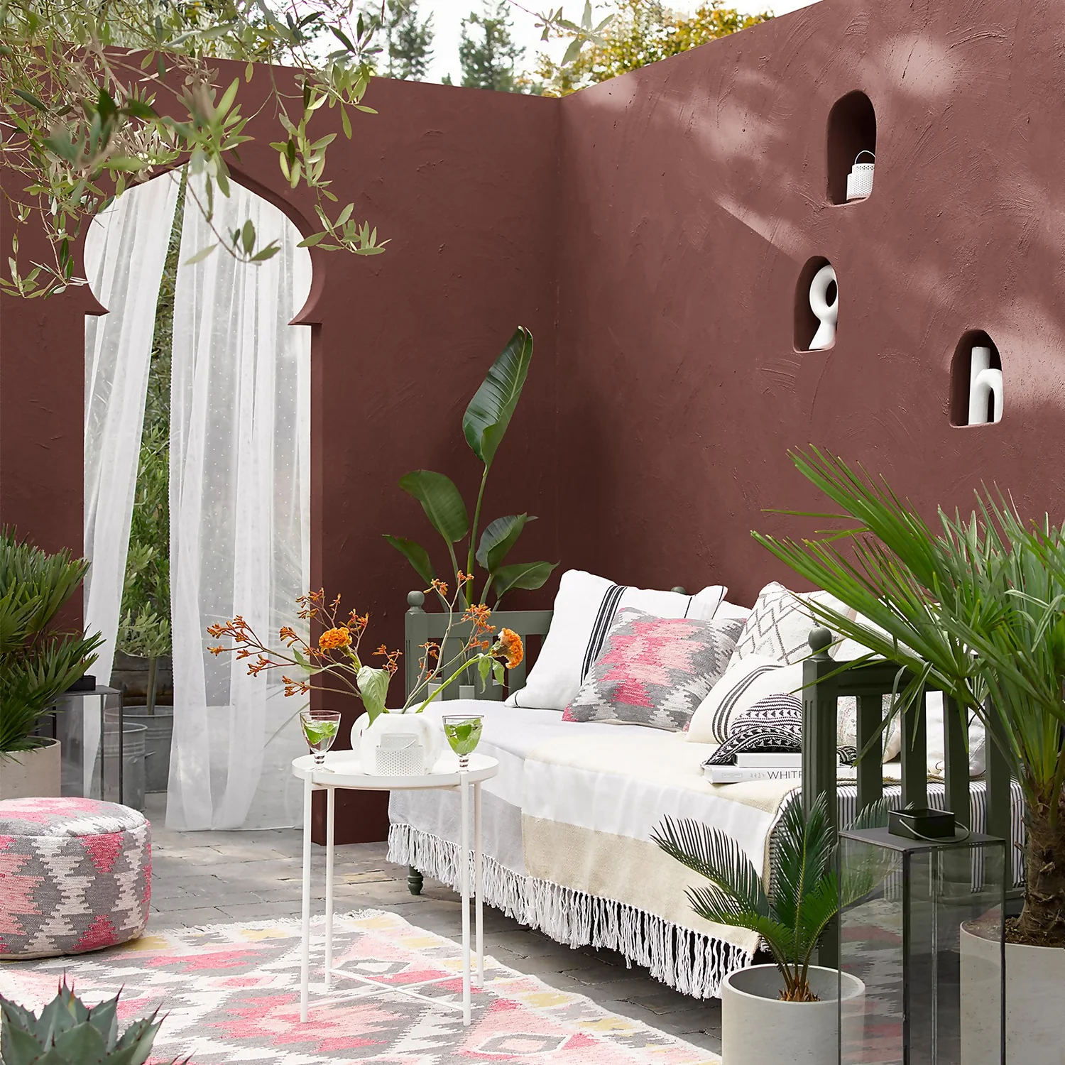 Sandtex® Ultra Smooth Masonry Paint Brick Red - 1L