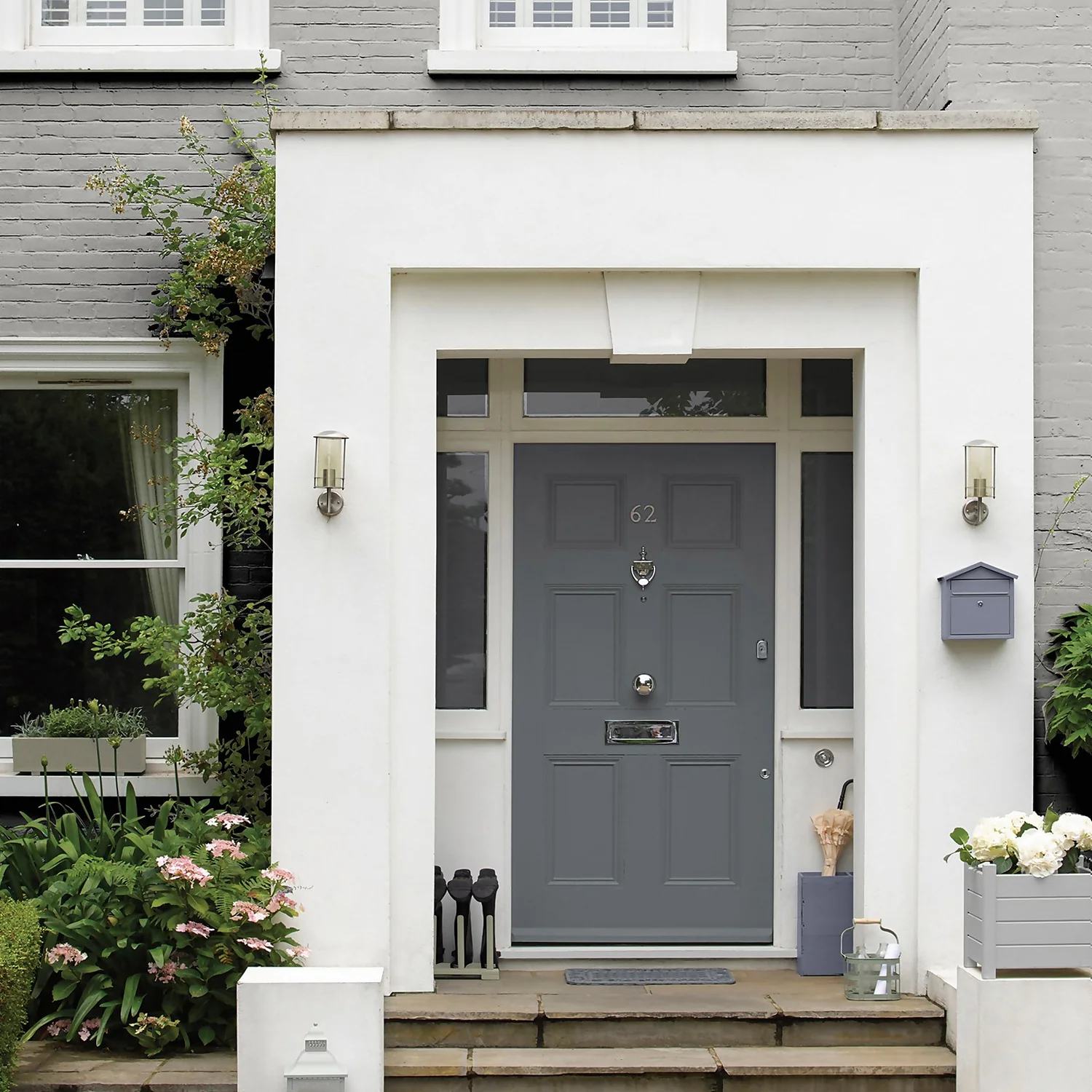 Sandtex® Ultra Smooth Masonry Paint Light Grey - 5L