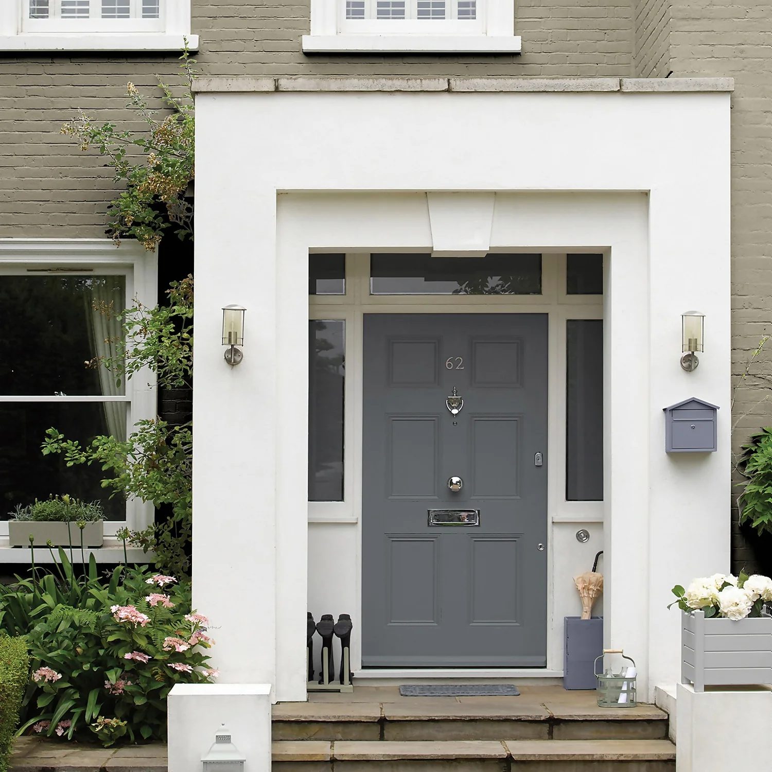 Sandtex® Ultra Smooth Masonry Paint French Grey - 5L