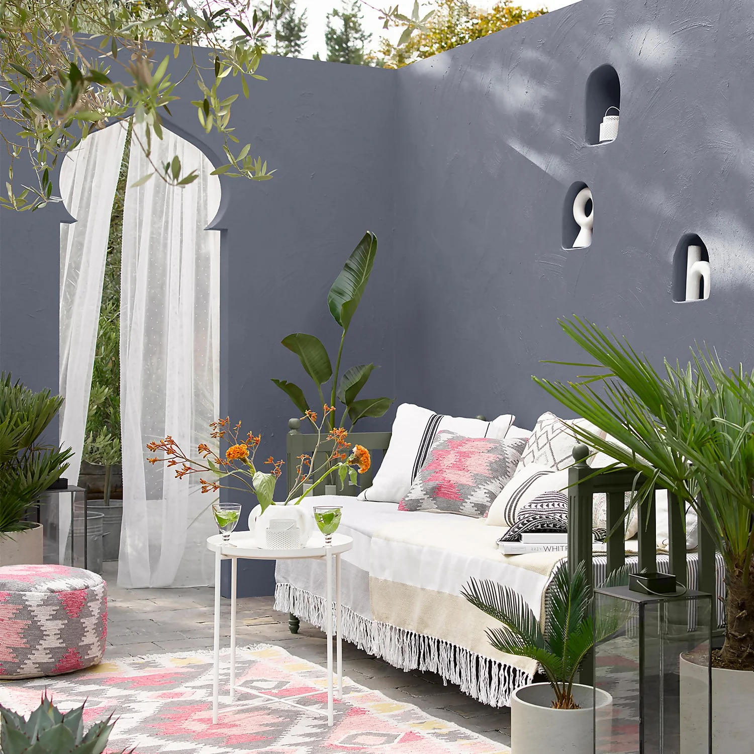 Sandtex® Ultra Smooth Masonry Paint Vermont Grey - 10L