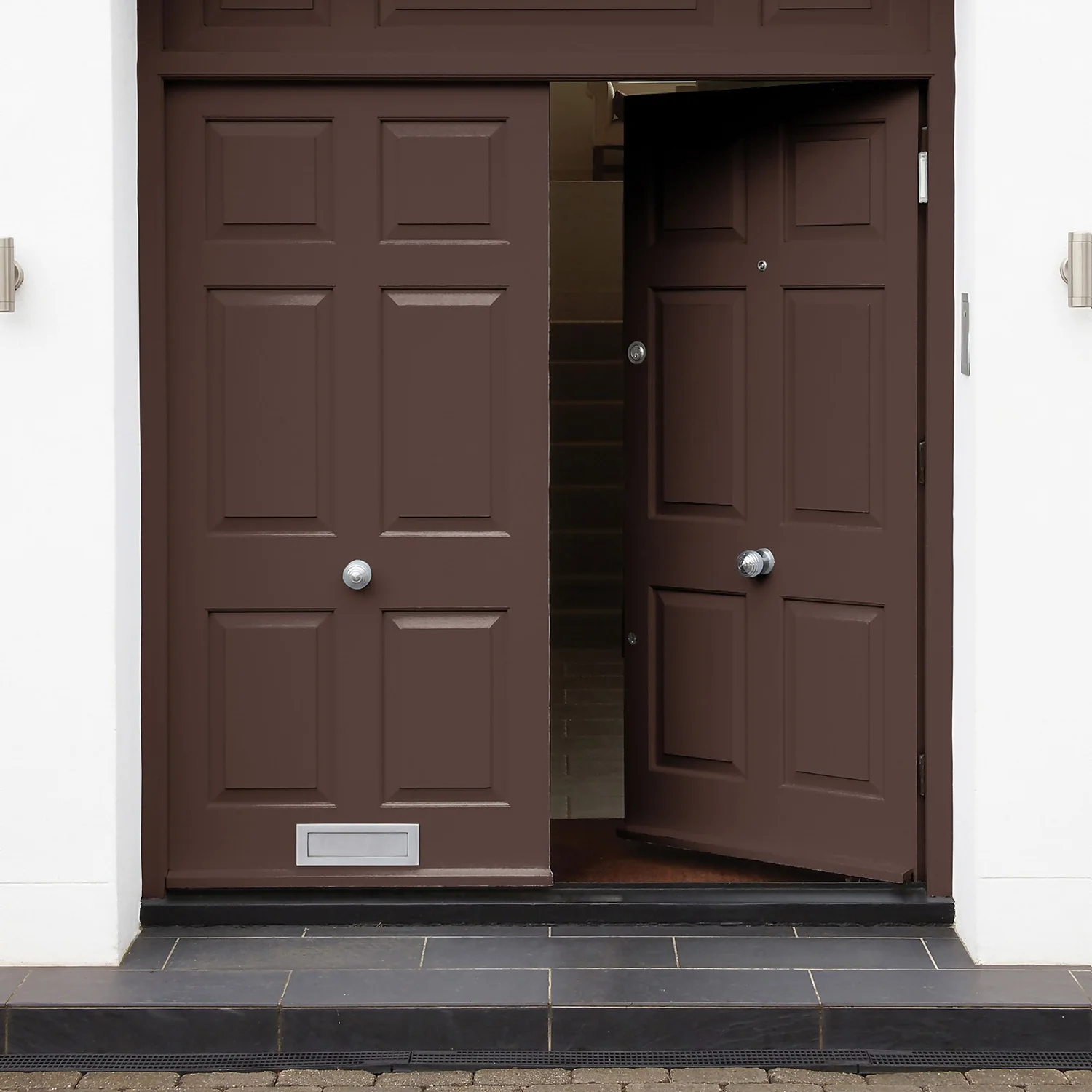 Sandtex® Exterior 10 Year Gloss Paint Chestnut Brown - 750ml