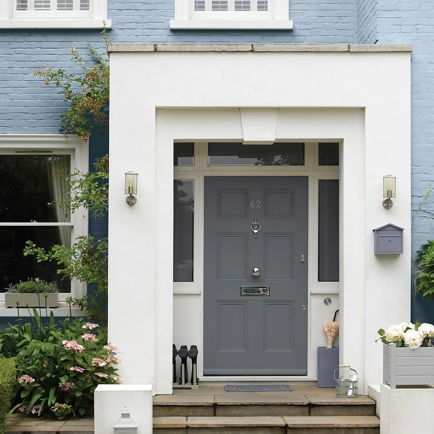 Sandtex® Ultra Smooth Masonry Paint Morning Sky - 5L