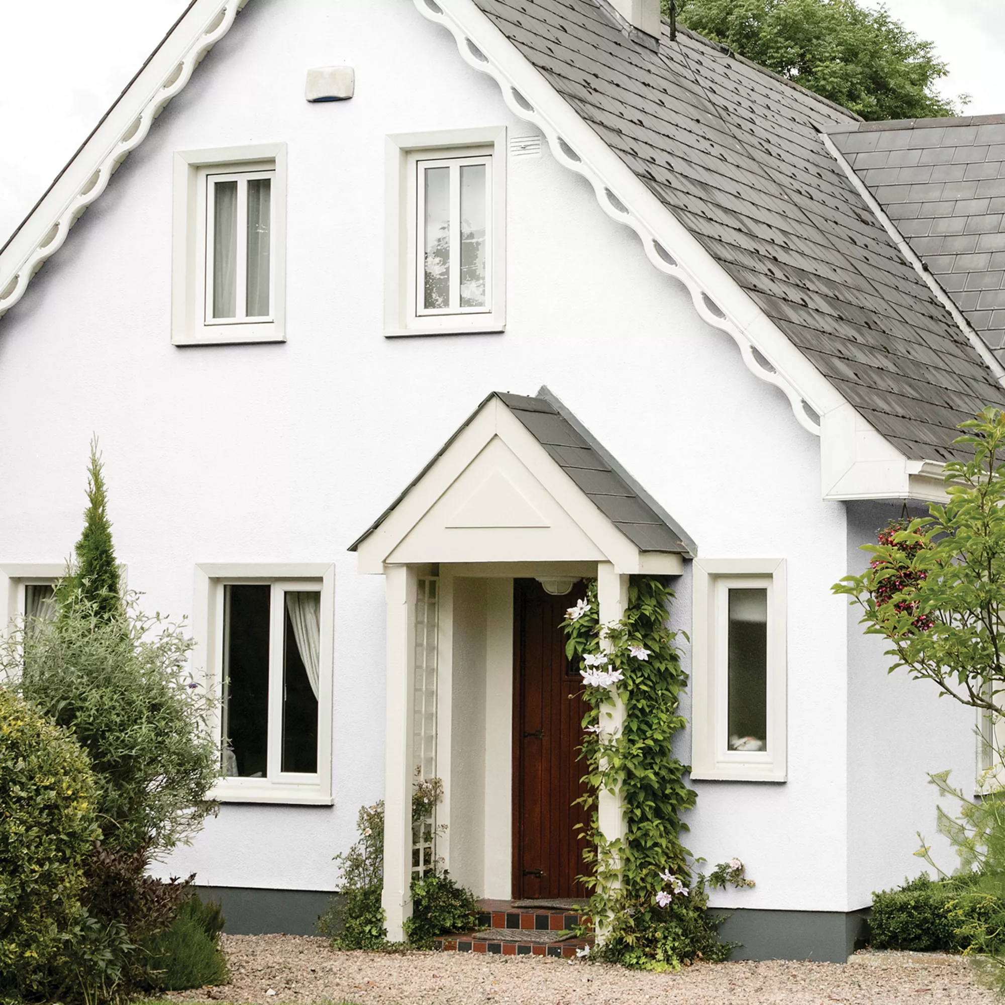 Sandtex Ultra smooth Pure brilliant white Masonry paint, 5L